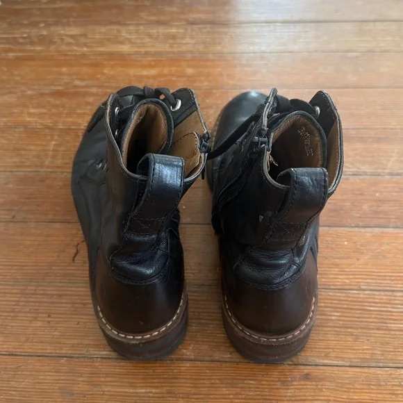 Frye Women's Ella Moto Lace-Up black leather boots 8 - Picture 6 of 7